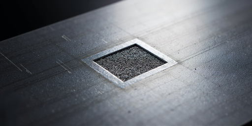 先进微处理器制造商标识,银灰色配色,简约设计